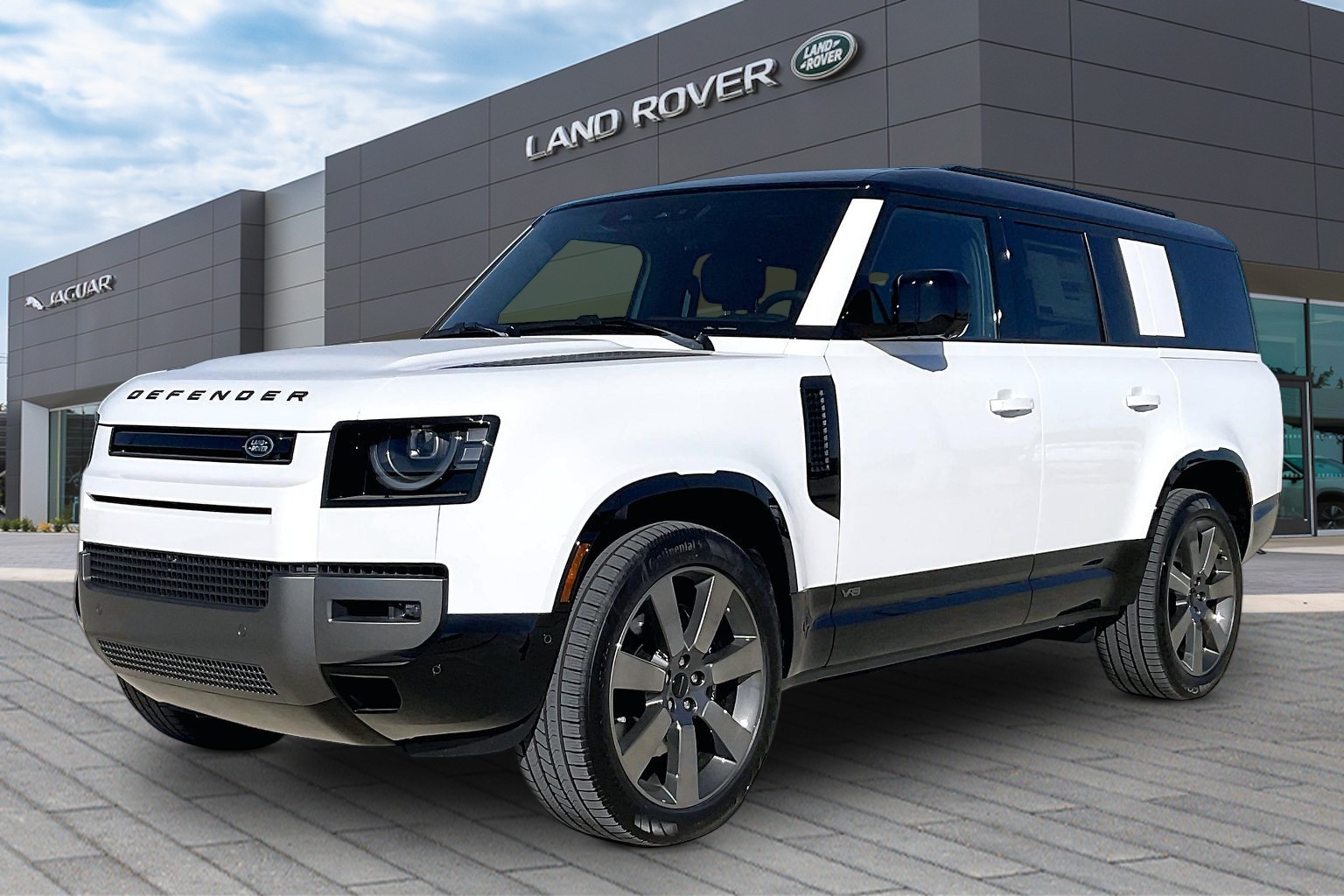 831 ページ New 2026 Land Rover Defender 130 V8 SUV in San Antonio #T2513284